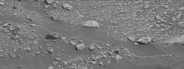 Sol 2833: Mast Camera (Mastcam)