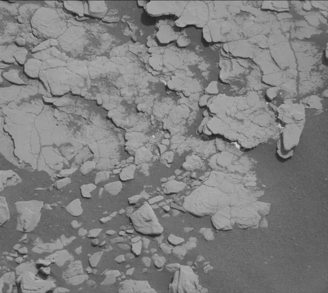 Sol 2833: Mast Camera (Mastcam)