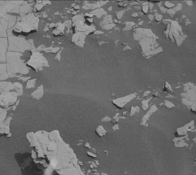 Sol 2833: Mast Camera (Mastcam)