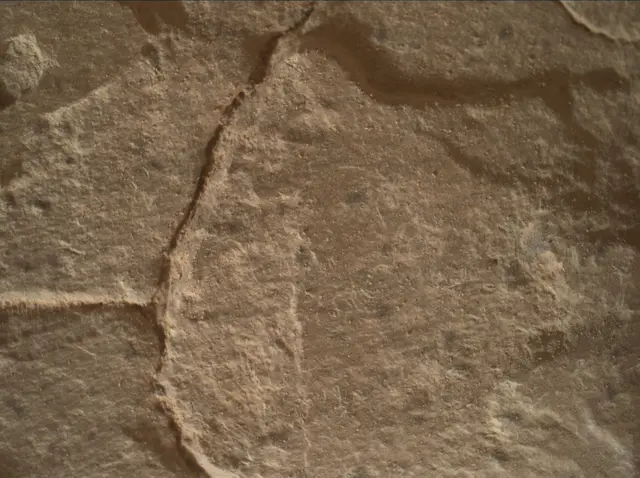 Sol 2833: Mars Hand Lens Imager (MAHLI)