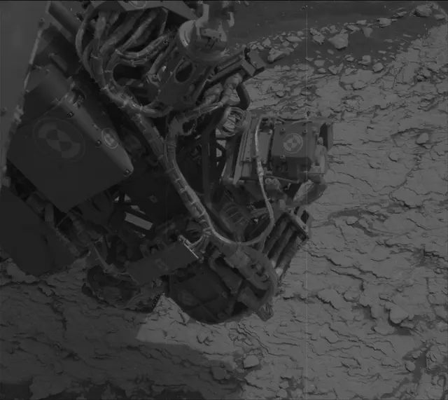Sol 2837: Mast Camera (Mastcam)