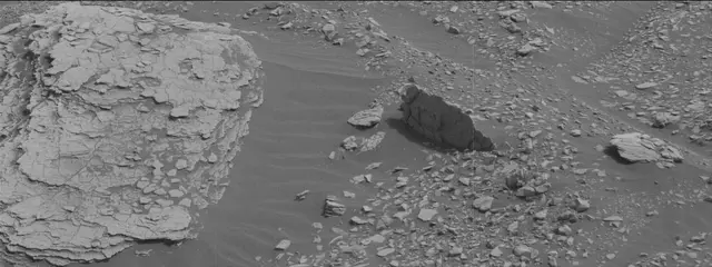 Sol 2837: Mast Camera (Mastcam)
