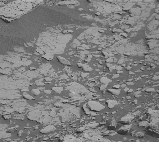 Sol 2837: Mast Camera (Mastcam)