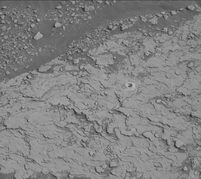 Sol 2838: Mast Camera (Mastcam)
