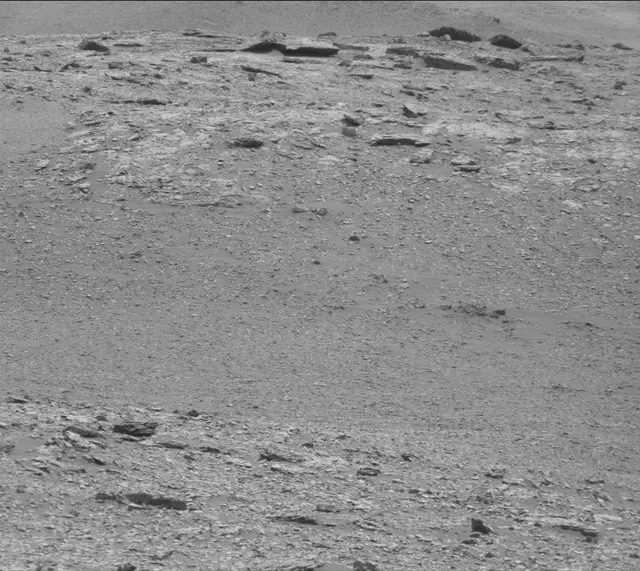 Sol 2840: Mast Camera (Mastcam)