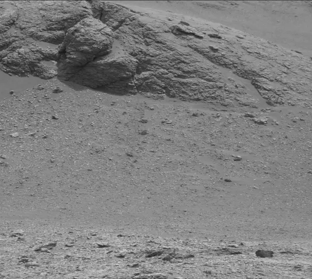 Sol 2840: Mast Camera (Mastcam)