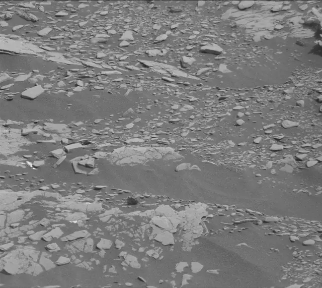 Sol 2840: Mast Camera (Mastcam)