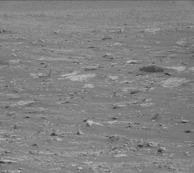 Sol 2842: Mast Camera (Mastcam)