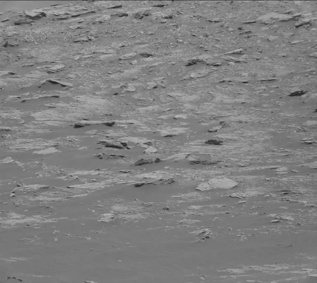 Sol 2845: Mast Camera (Mastcam)