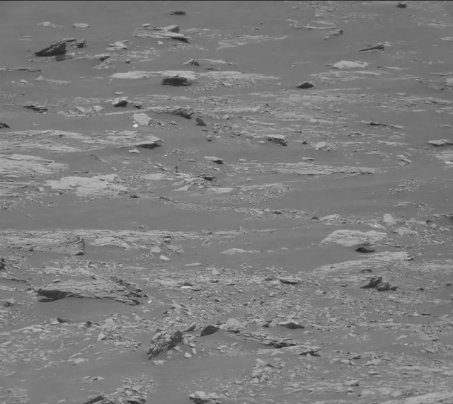 Sol 2845: Mast Camera (Mastcam)