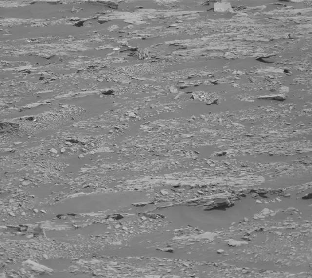 Sol 2845: Mast Camera (Mastcam)