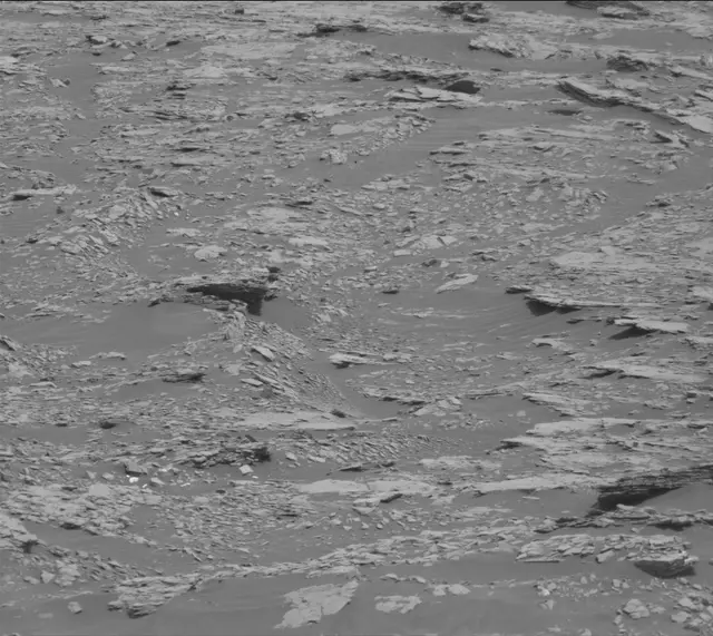 Sol 2845: Mast Camera (Mastcam)