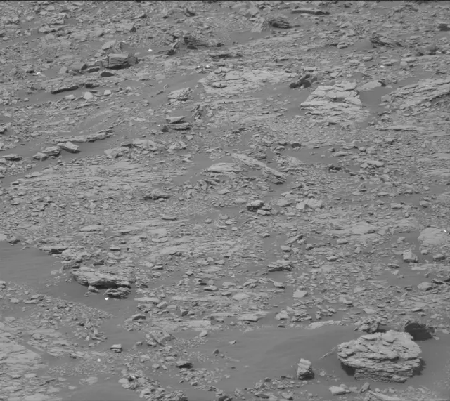 Sol 2845: Mast Camera (Mastcam)