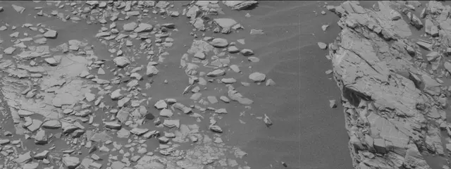 Sol 2850: Mast Camera (Mastcam)