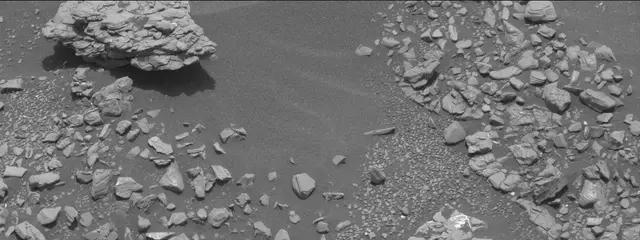 Sol 2850: Mast Camera (Mastcam)
