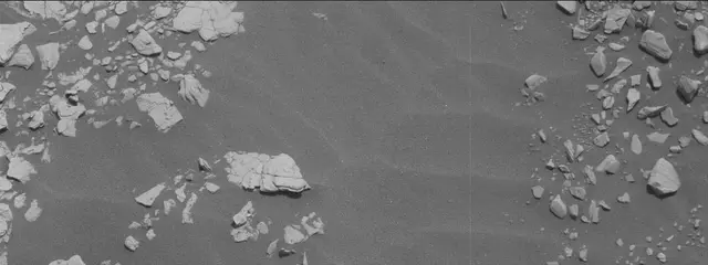 Sol 2850: Mast Camera (Mastcam)