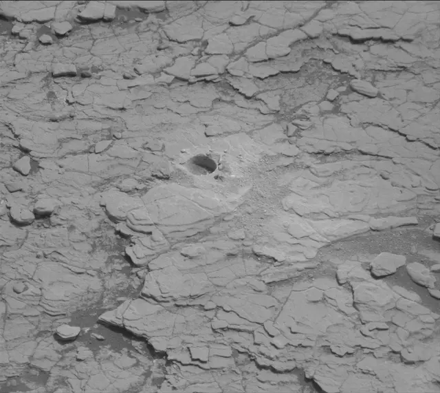 Sol 2850: Mast Camera (Mastcam)