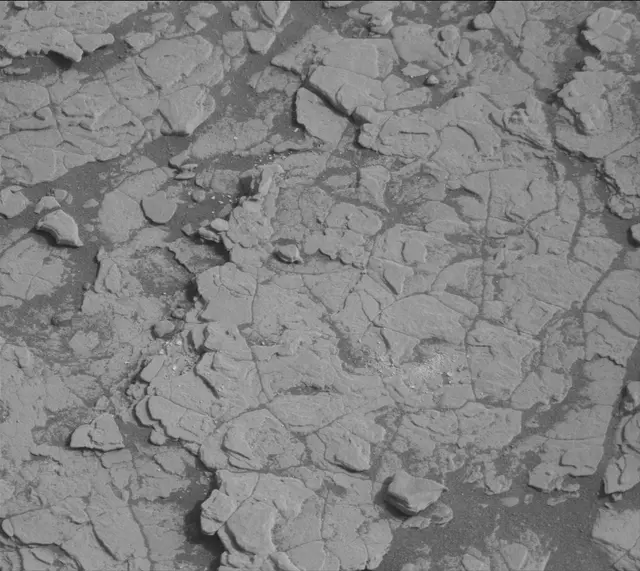 Sol 2850: Mast Camera (Mastcam)