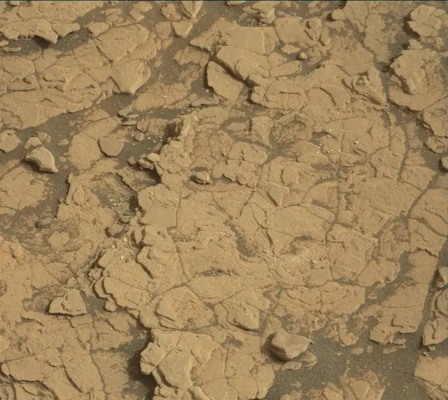 Sol 2850: Mast Camera (Mastcam)
