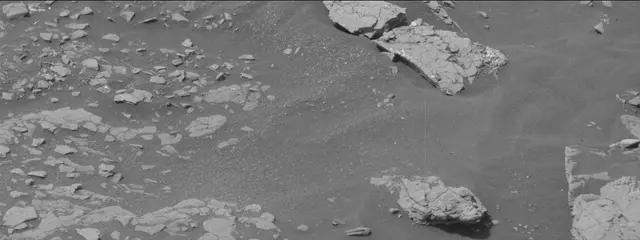 Sol 2853: Mast Camera (Mastcam)