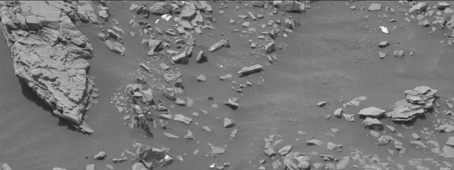 Sol 2853: Mast Camera (Mastcam)
