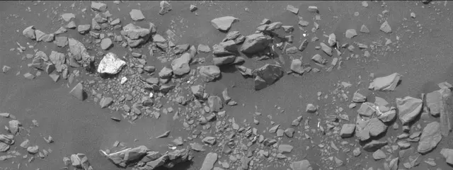 Sol 2853: Mast Camera (Mastcam)