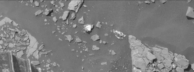 Sol 2853: Mast Camera (Mastcam)