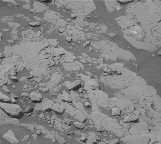 Sol 2853: Mast Camera (Mastcam)