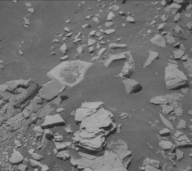 Sol 2853: Mast Camera (Mastcam)