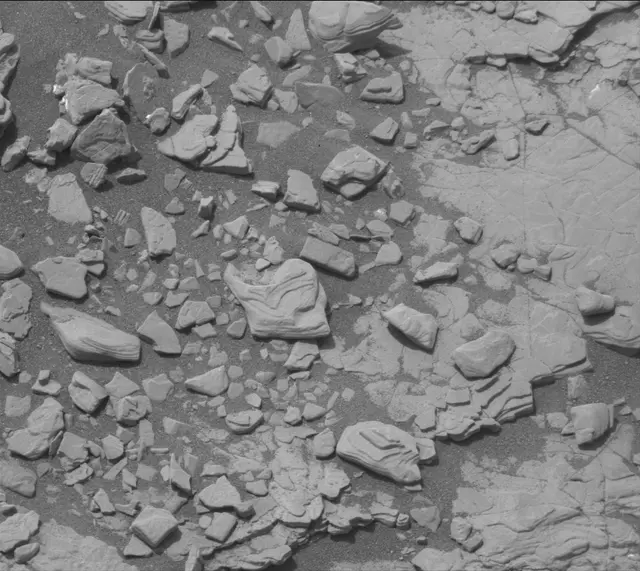 Sol 2853: Mast Camera (Mastcam)