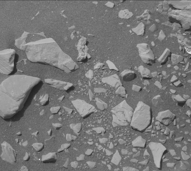 Sol 2853: Mast Camera (Mastcam)