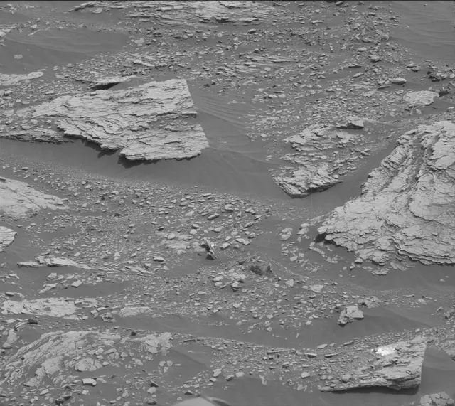 Sol 2860: Mast Camera (Mastcam)
