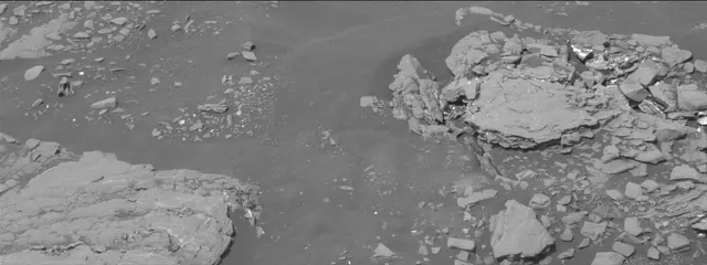 Sol 2860: Mast Camera (Mastcam)