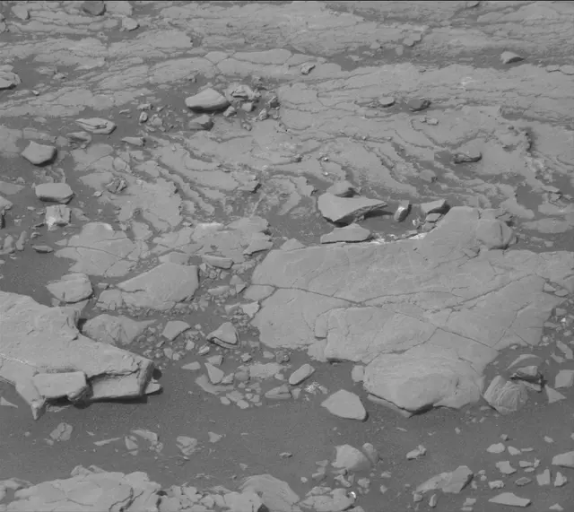 Sol 2860: Mast Camera (Mastcam)