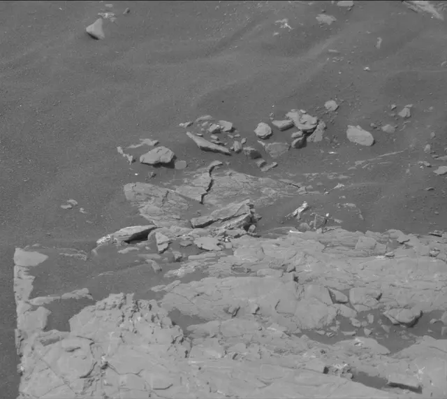 Sol 2860: Mast Camera (Mastcam)