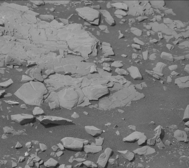 Sol 2860: Mast Camera (Mastcam)