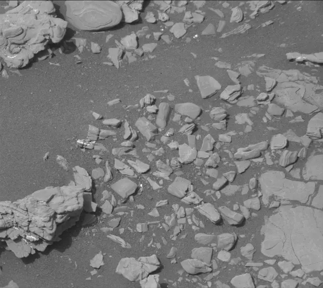 Sol 2860: Mast Camera (Mastcam)