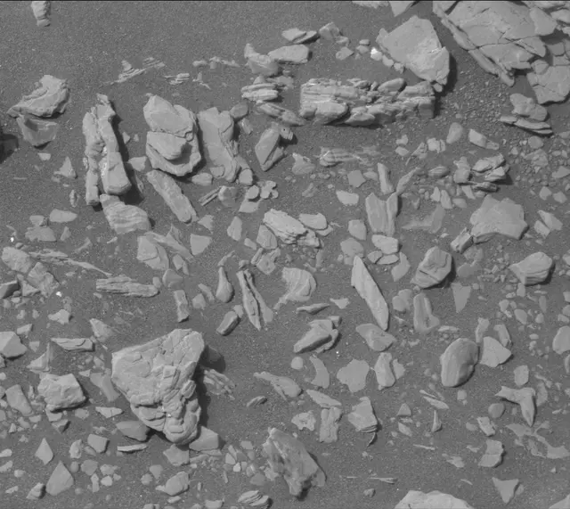 Sol 2860: Mast Camera (Mastcam)