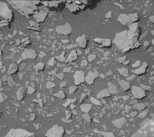 Sol 2860: Mast Camera (Mastcam)