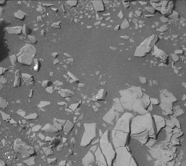 Sol 2860: Mast Camera (Mastcam)