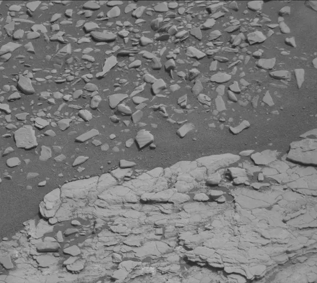 Sol 2862: Mast Camera (Mastcam)