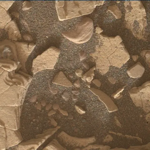 Sol 2862: Mars Hand Lens Imager (MAHLI)