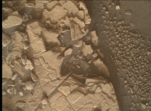 Sol 2862: Mars Hand Lens Imager (MAHLI)