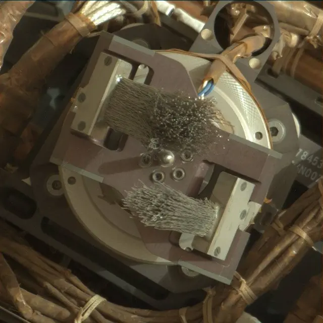 Sol 2867: Mast Camera (Mastcam)