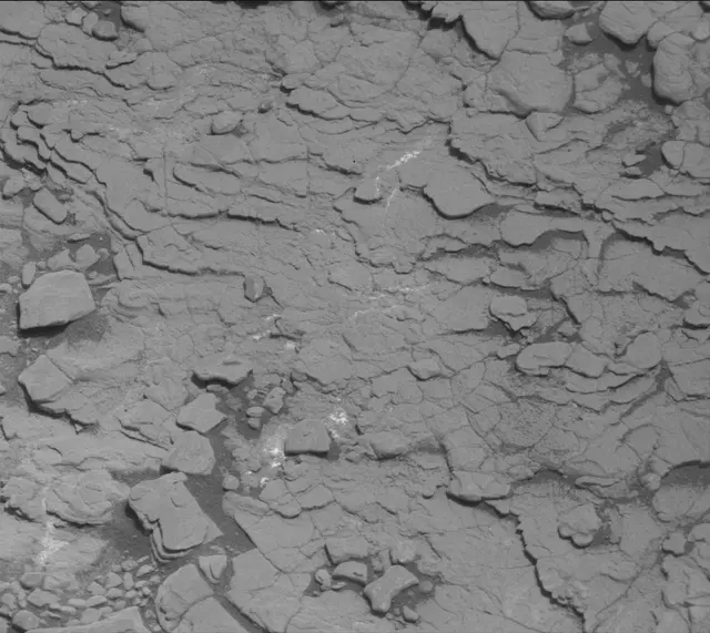 Sol 2869: Mast Camera (Mastcam)