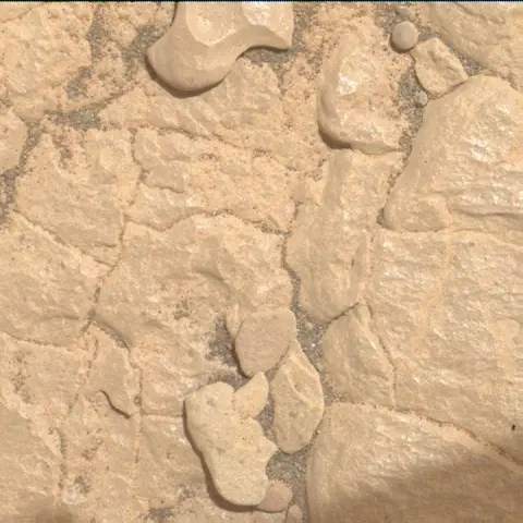 Sol 2870: Mars Hand Lens Imager (MAHLI)