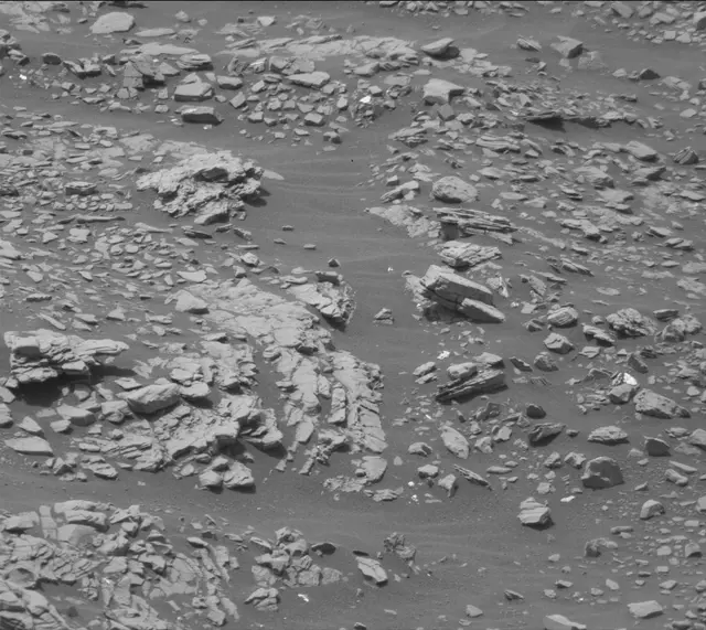 Sol 2873: Mast Camera (Mastcam)