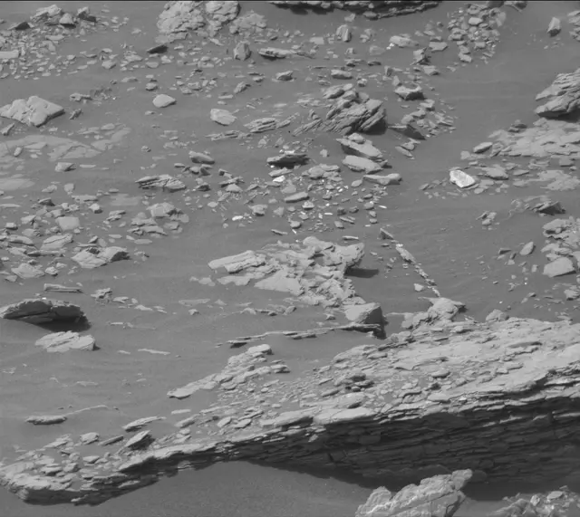 Sol 2873: Mast Camera (Mastcam)