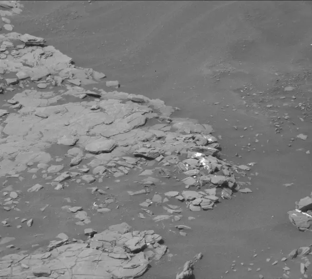 Sol 2873: Mast Camera (Mastcam)