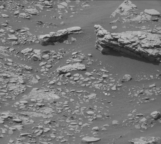 Sol 2873: Mast Camera (Mastcam)